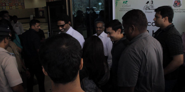 Aamir Khan visits the R.N. Cooper Hospital in Mumbai